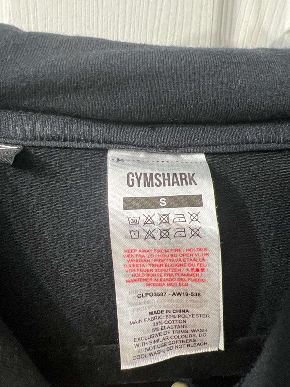 Gymshark Black Power Down Cropped Hoodie Size Small - Picture 4 of 5